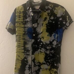 Men's Short-Sleeve Tie-Dye Button-Down Shirt — Black, Yellow & Blue